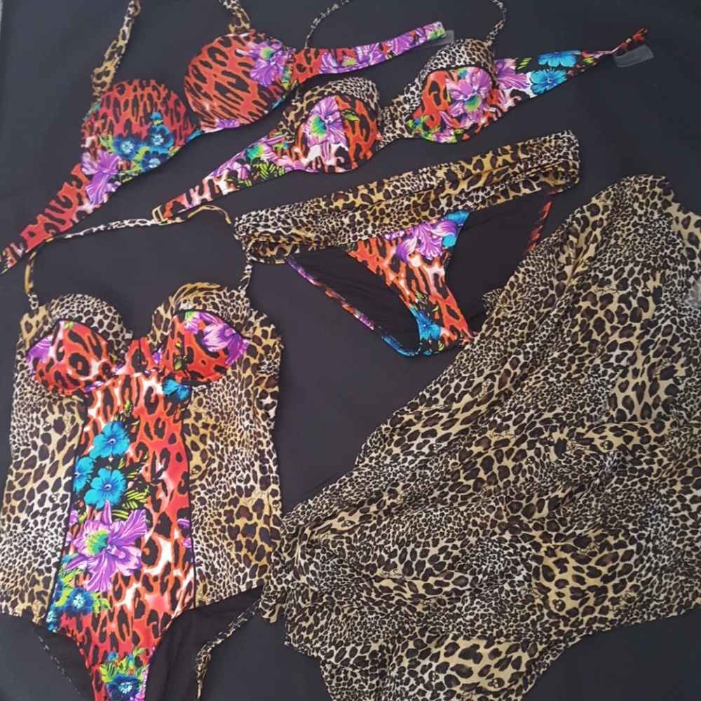 VS (5) PC 34B BOMBSHELL BIKINI TOP SET COVER - Picture 1 of 8